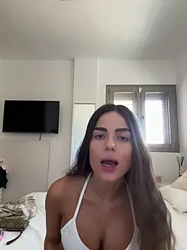 Snapshot of miaabelluccii chatting on 07.17.26 miaabelluccii online show from 07.17.26