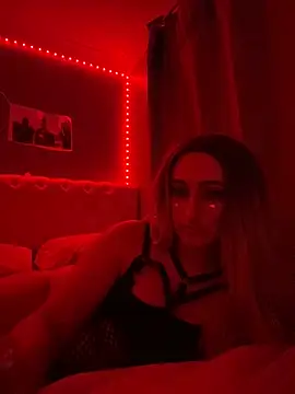 Snapshot of PrettyBarbiexx chatting on 05.31.26 PrettyBarbiexx online show from 05.31.26