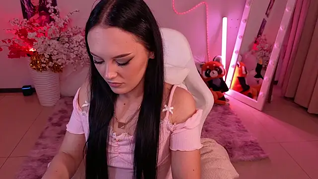 Snapshot of Cassadyy chatting on 06.25.26 Cassadyy online show from 06.25.26
