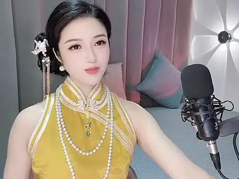 Snapshot of Momo-Wow chatting on 06.03.26 Momo-Wow online show from 06.03.26