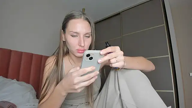 SofiClimbing online show from 12.30.24