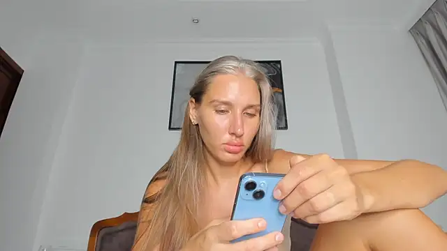 SofiClimbing online show from 09.26.25