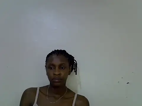Snapshot of velvet_luxe chatting on 06.15.26 velvet luxe online show from 06.15.26