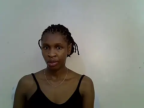 Snapshot of velvet_luxe chatting on 06.18.26 velvet luxe online show from 06.18.26
