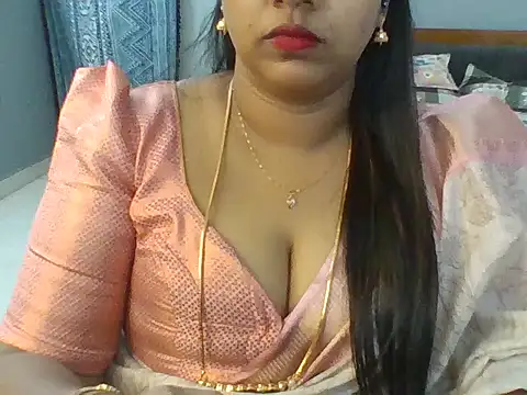 Snapshot of Tamil_hot_Meenu chatting on 06.25.26 Tamil hot Meenu online show from 06.25.26