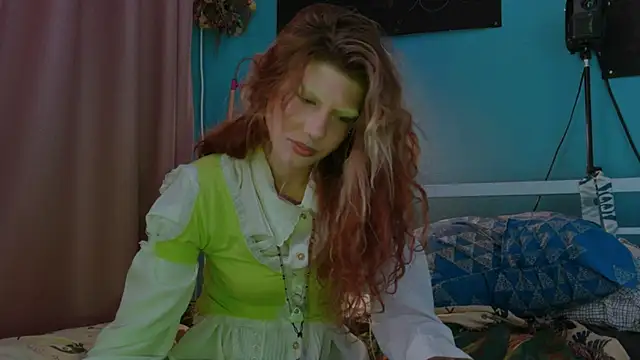 VivienDarkbloom online show from 06.18.26