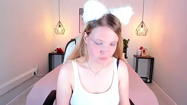 Snapshot of anita_Hitteys chatting on 07.15.26 anita Hitteys online show from 07.15.26
