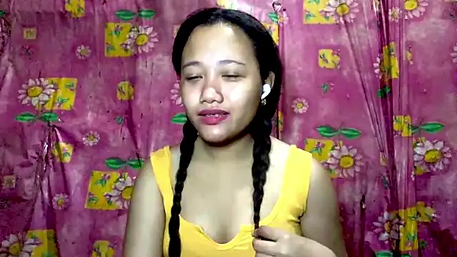 Snapshot of Abegail2221 chatting on 06.11.26 Abegail2221 online show from 06.11.26