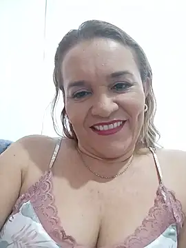 Snapshot of Sara_hilton02 chatting on 06.16.26 Sara hilton02 online show from 06.16.26