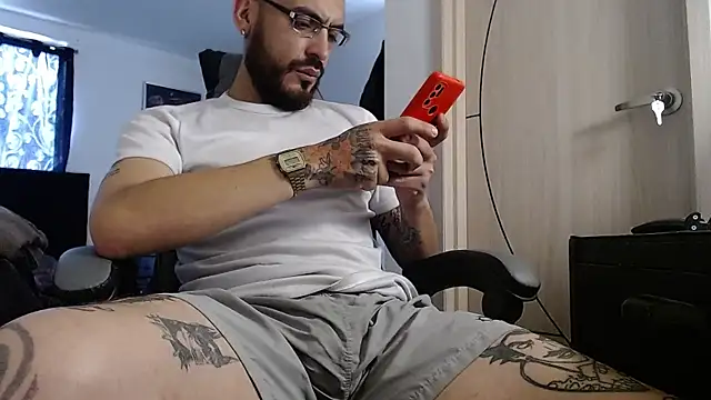 Snapshot of MalekXarxxx chatting on 06.09.26 MalekXarxxx online show from 06.09.26