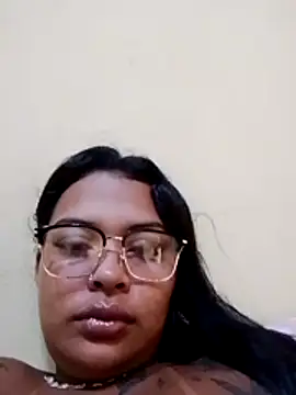Snapshot of Silmara21 chatting on 07.25.26 Silmara21 online show from 07.25.26