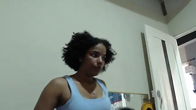 Snapshot of Siriuana chatting on 06.11.26 Siriuana online show from 06.11.26