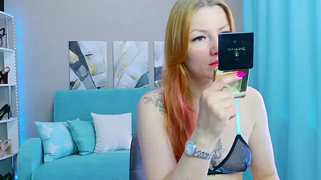 Redhead Vixen   online show from 07.03.26