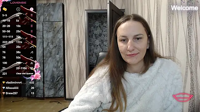 Snapshot of Yevgeshka-Milashka chatting on 10.16.25 Yevgeshka-Milashka online show from 10.16.25