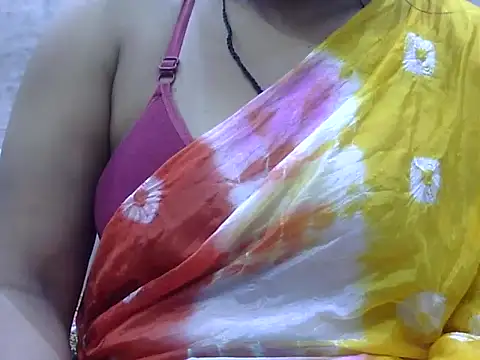 Snapshot of hey_darling_ chatting on 06.14.26 hey darling online show from 06.14.26