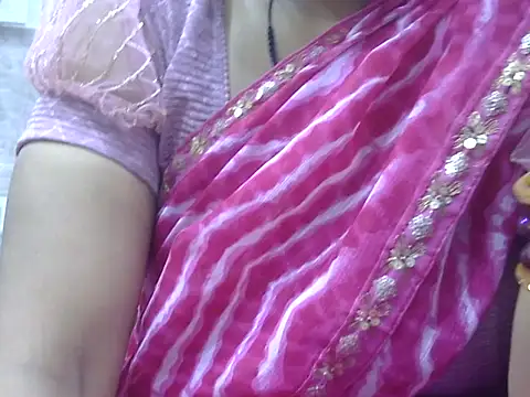 Snapshot of hey_darling_ chatting on 06.23.26 hey darling online show from 06.23.26