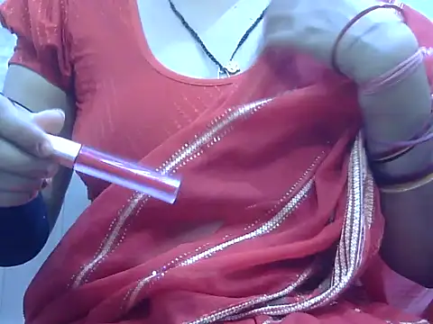 Snapshot of hey_darling_ chatting on 06.25.26 hey darling online show from 06.25.26