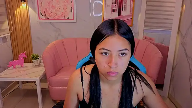 Snapshot of lia_x_a chatting on 06.19.26 lia x a online show from 06.19.26
