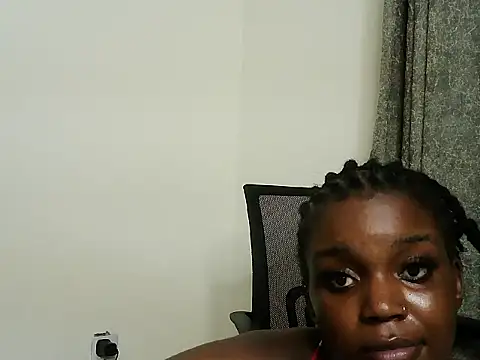 Snapshot of Godessbree chatting on 06.14.26 Godessbree online show from 06.14.26