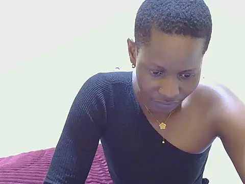 Snapshot of lunah_sexxy chatting on 07.18.26 lunah sexxy online show from 07.18.26