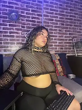 Snapshot of emma_bdsm_ chatting on 06.10.26 emma bdsm online show from 06.10.26