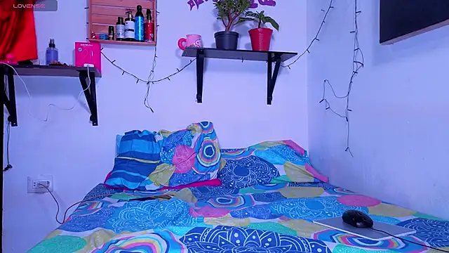 Snapshot of Celeste_Latina19 chatting on 06.16.26 Celeste Latina19 online show from 06.16.26