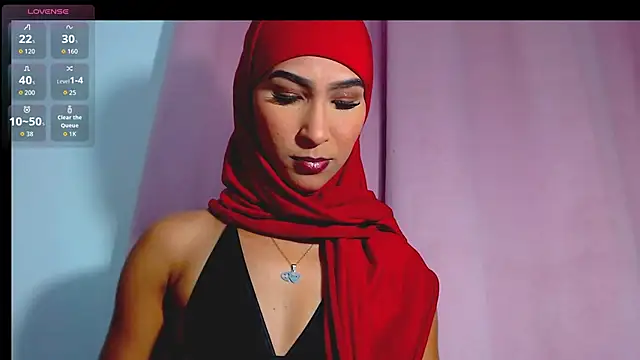 Snapshot of Malikaa__ chatting on 06.13.26 Malikaa online show from 06.13.26