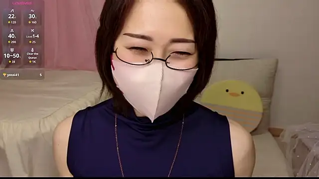 Snapshot of Momo_hip chatting on 07.08.26 Momo hip online show from 07.08.26