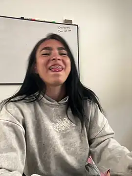 Sara fernandez- online show from 06.30.26