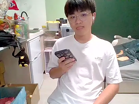 Snapshot of Yang_571 chatting on 06.11.26 Yang 571 online show from 06.11.26