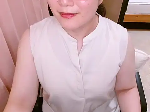 Snapshot of LENA-xo chatting on 07.06.26 LENA-xo online show from 07.06.26