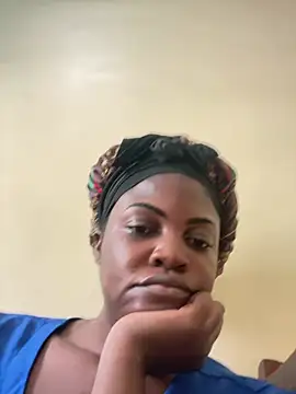 Snapshot of CUTE-SHARIA chatting on 06.19.26 CUTE-SHARIA online show from 06.19.26