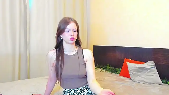 Snapshot of Lori_cutess chatting on 06.05.26 Lori cutess online show from 06.05.26