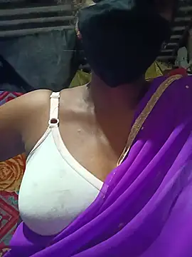 Snapshot of Bhumi_26 chatting on 06.10.26 Bhumi 26 online show from 06.10.26