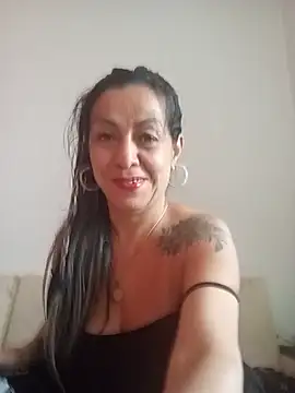 Snapshot of awezomepenelope chatting on 06.16.26 awezomepenelope online show from 06.16.26