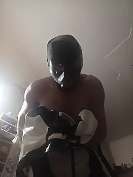 Snapshot of RubberFetischem chatting on 07.28.26 RubberFetischem online show from 07.28.26