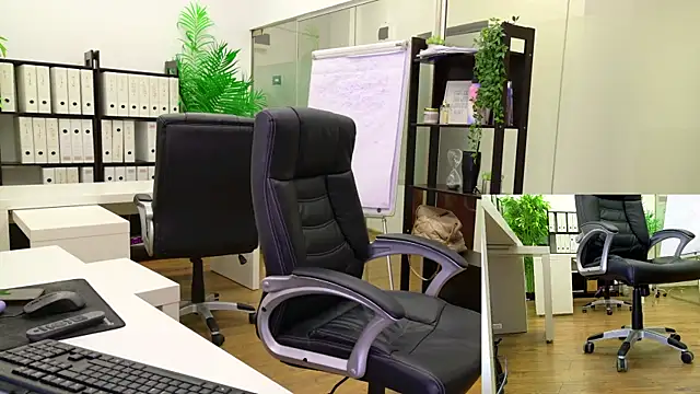 Snapshot of BabesGoWild chatting on 10.01.25 BabesGoWild online show from 10.01.25