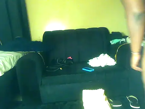 Snapshot of Milamelanie chatting on 07.20.26 Milamelanie online show from 07.20.26
