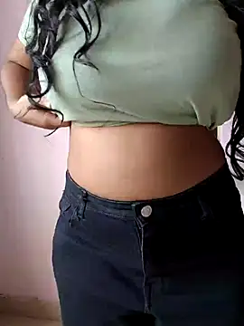Snapshot of telugubigboobs__P chatting on 07.25.26 telugubigboobs P online show from 07.25.26