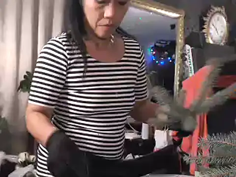 Hornygirltheone online show from 12.05.24