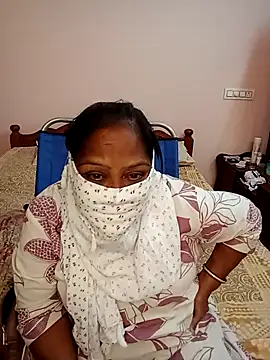 Snapshot of preeti_telugu chatting on 06.05.26 preeti telugu online show from 06.05.26