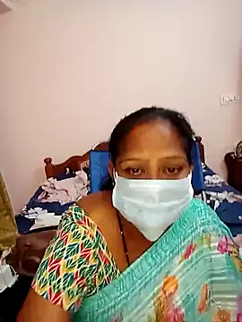 Snapshot of preeti_telugu chatting on 06.10.26 preeti telugu online show from 06.10.26