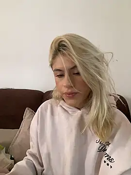Lia-firee online show from 07.10.26