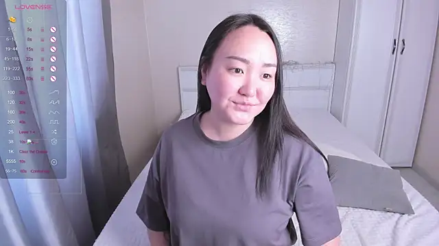 Snapshot of sweet_Marceline chatting on 06.19.26 sweet Marceline online show from 06.19.26