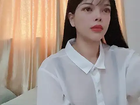 Snapshot of Karen8686 chatting on 06.18.26 Karen8686 online show from 06.18.26