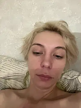 Snapshot of Blondice_ann chatting on 07.25.26 Blondice ann online show from 07.25.26