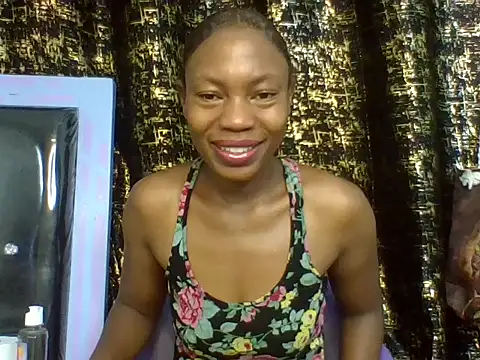 Snapshot of Lovey_daisy15 chatting on 06.27.26 Lovey daisy15 online show from 06.27.26