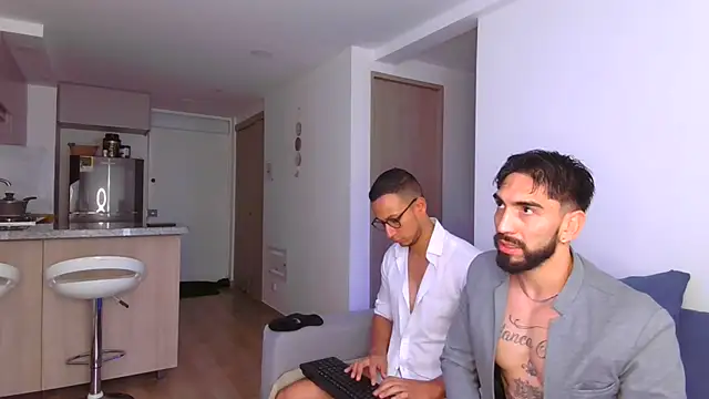 Snapshot of TheLatinBoyfriends chatting on 07.14.26 TheLatinBoyfriends online show from 07.14.26