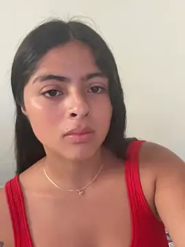 Snapshot of canelareina chatting on 06.18.26 canelareina online show from 06.18.26