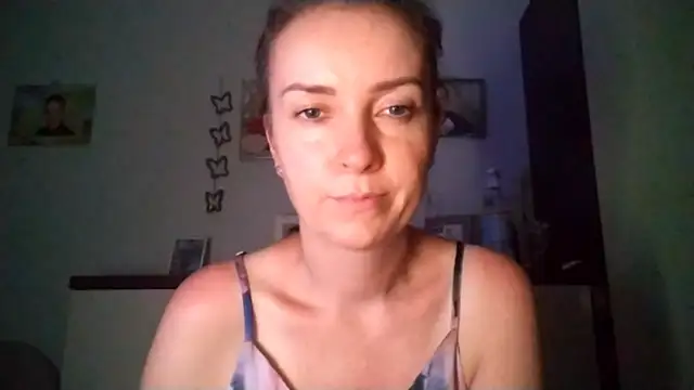 Snapshot of JenniferAlone chatting on 06.28.26 JenniferAlone online show from 06.28.26